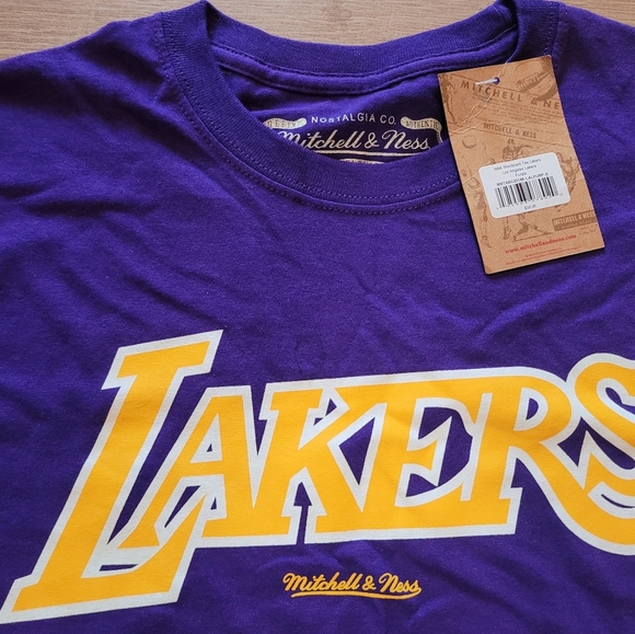 NBA Lakers Mitchell and Ness Tee - Picture 2 of 5